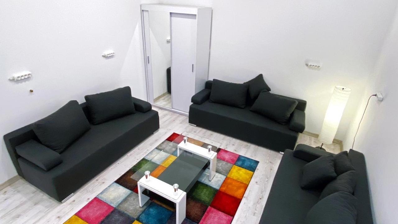 Aparthotel Zabrze, Apartamenty W Centrum Z Prywatnym Parkingiem Exterior foto